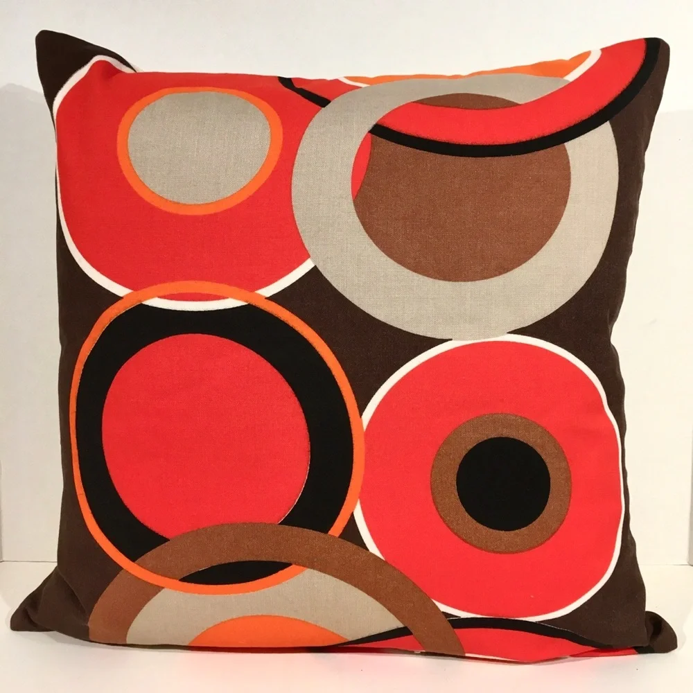 1960’s-70’s Pop Art Circles Red/Brown Pillow with Down/Feather Insert 20 x 20